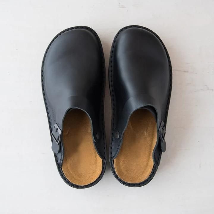 Berken Men’s Leather Slippers with Adjustable Strap and Soft Footbed