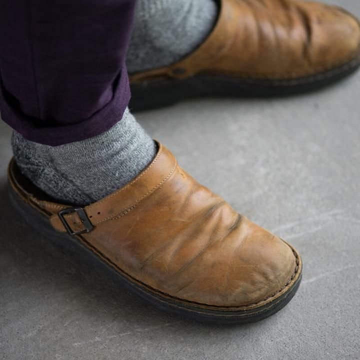 Berken Men’s Leather Slippers with Adjustable Strap and Soft Footbed