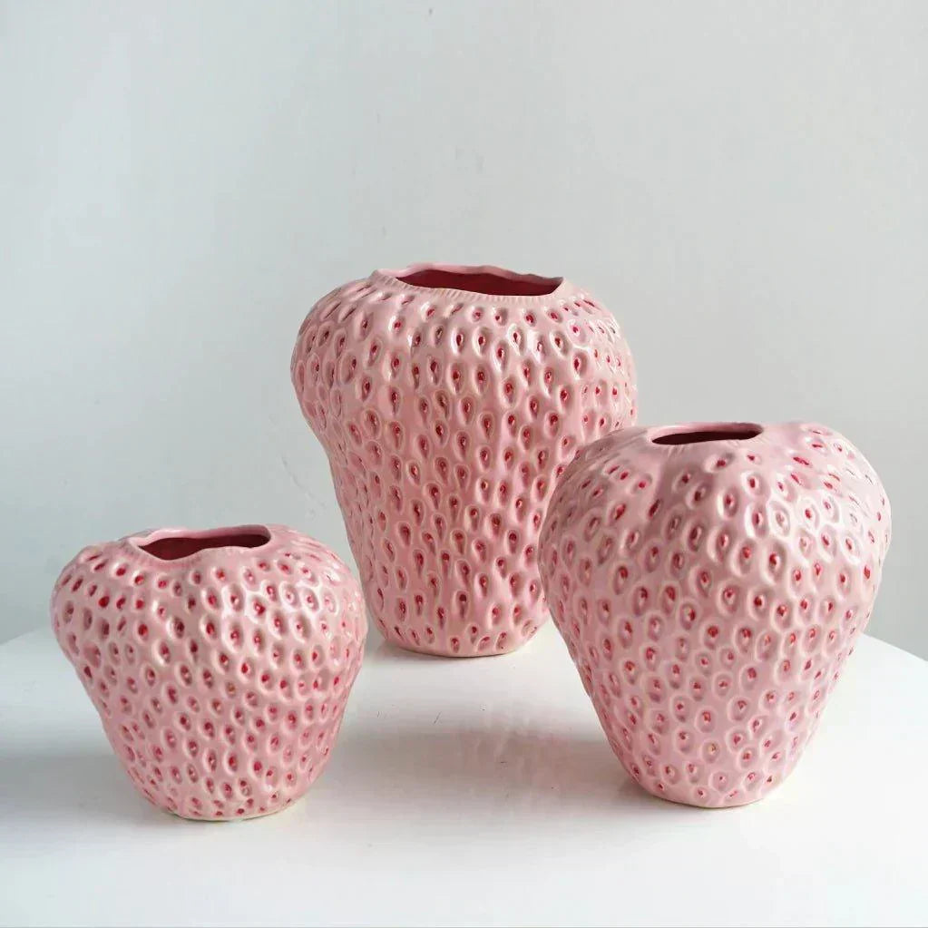 BerryBloom Strawberry Ceramic Vase Decorative Fruit Shaped Plant Pot