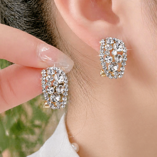 Orecchini a cerchio dall'aspetto diamantato in lega sterling