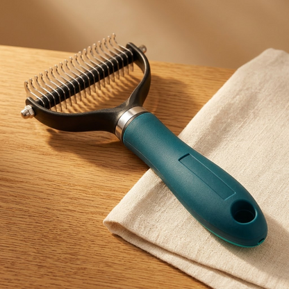 Double-Sided Dematting Brush for Dogs and Cats with 10 and 19 Teeth