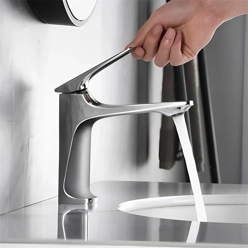 Elegant Chrome Bathroom Tap with Single Lever Control