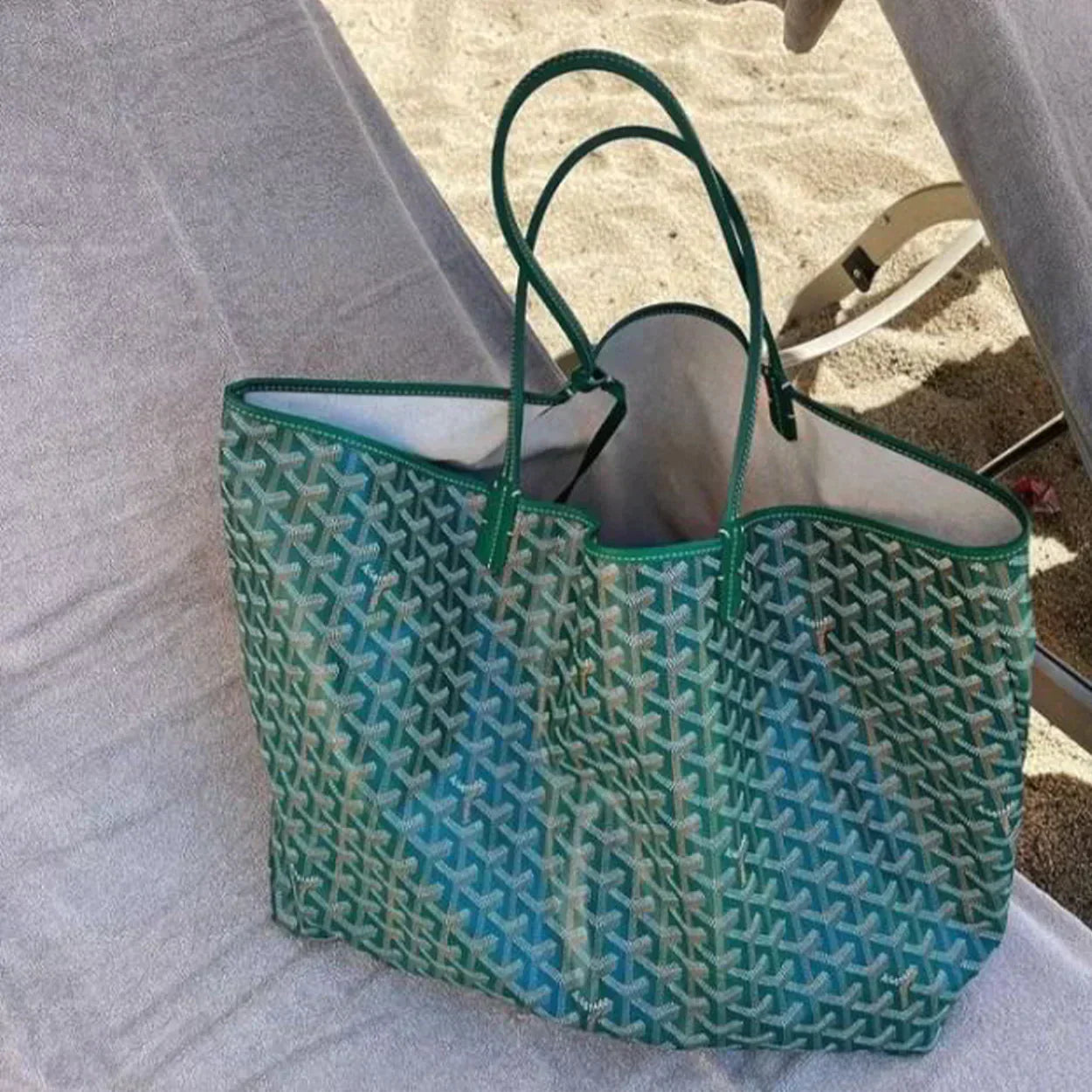 Elegant Handbag Stylish Everyday Shoulder Bag