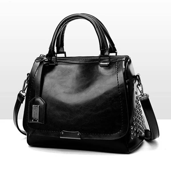 Elegant Soft Leather Shoulder Bag for Everyday Use