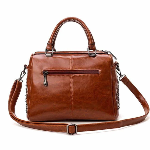 Elegant Soft Leather Shoulder Bag for Everyday Use