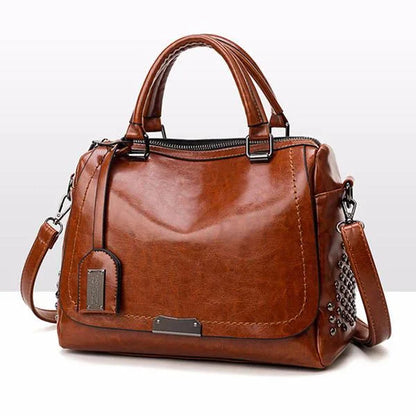 Elegant Soft Leather Shoulder Bag for Everyday Use