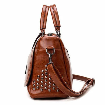 Elegant Soft Leather Shoulder Bag for Everyday Use