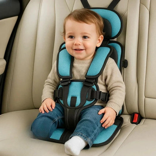 Foldable Child Travel Seat with Five-Point Harness and Quick Installation