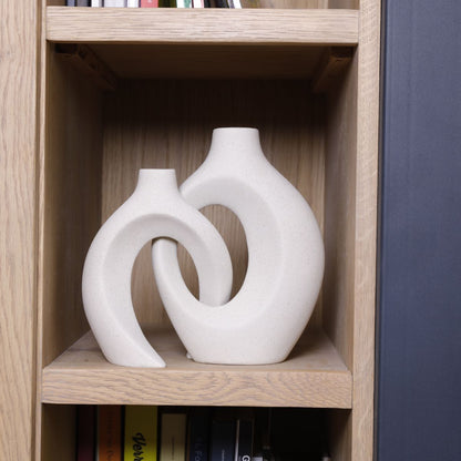 Gleora Intertwined Ceramic Flower Vase Elegant Decorative Centrepiece