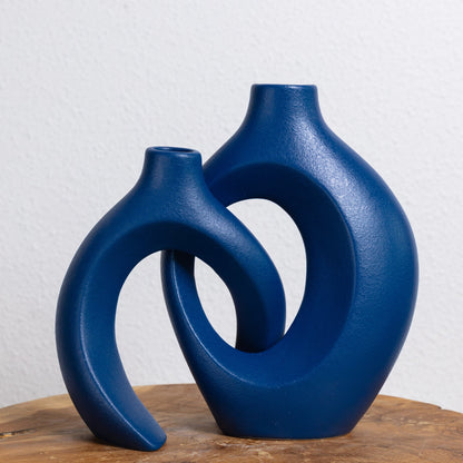 Gleora Intertwined Ceramic Flower Vase Elegant Decorative Centrepiece