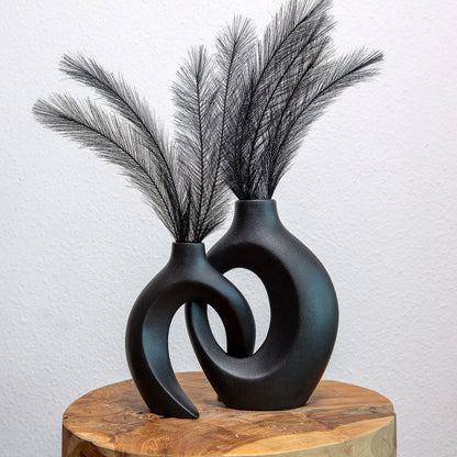 Gleora Intertwined Ceramic Flower Vase Elegant Decorative Centrepiece