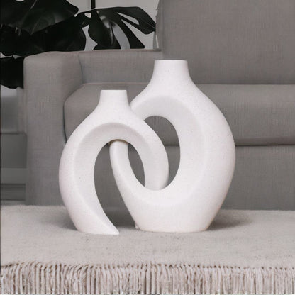 Gleora Intertwined Ceramic Flower Vase Elegant Decorative Centrepiece