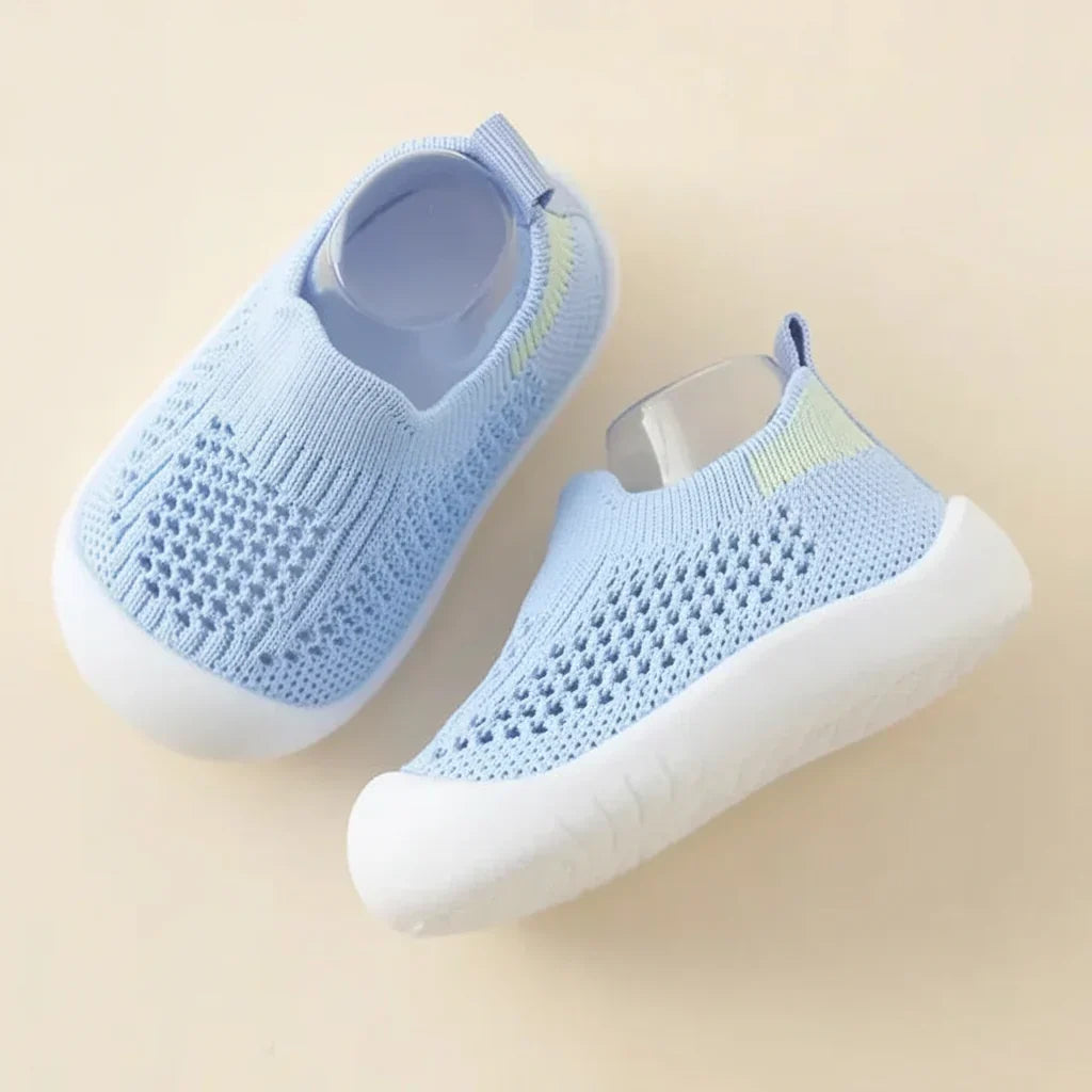 Slip-On-Sneaker für Kinder, atmungsaktives Mesh, leicht, rutschfeste Schuhe