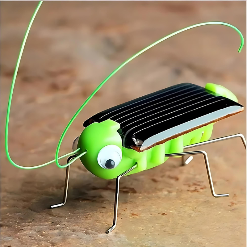 Kids' Solar Powered Hopping Grasshopper Toy 3-Pack