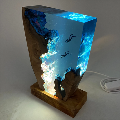 Lampada Subacqueo Handmade Ocean Resin Lamp with Soft Ambient Glow