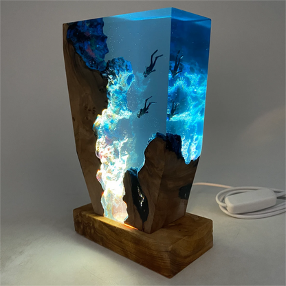 Lampada Subacqueo Handmade Ocean Resin Lamp with Soft Ambient Glow