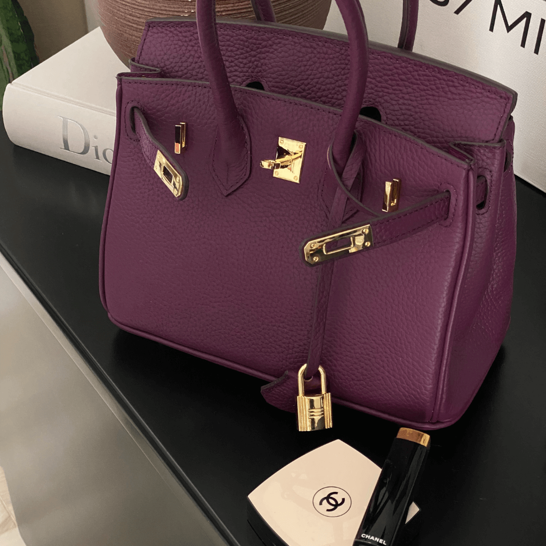 Leather Handbag for Women with Adjustable Strap and Spacious Design