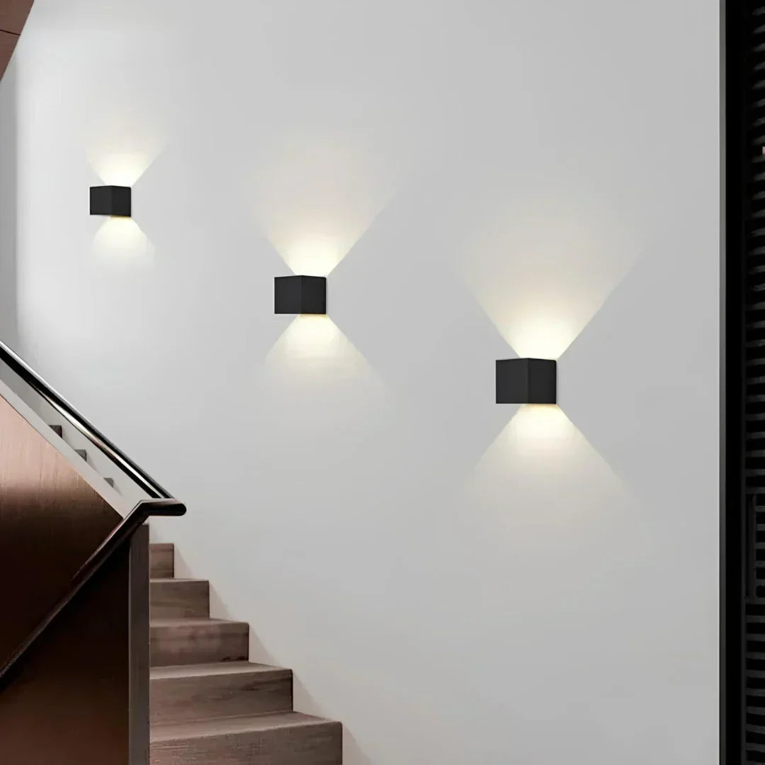 Luxe Motion Sensor Wall Light Warm LED 2700K