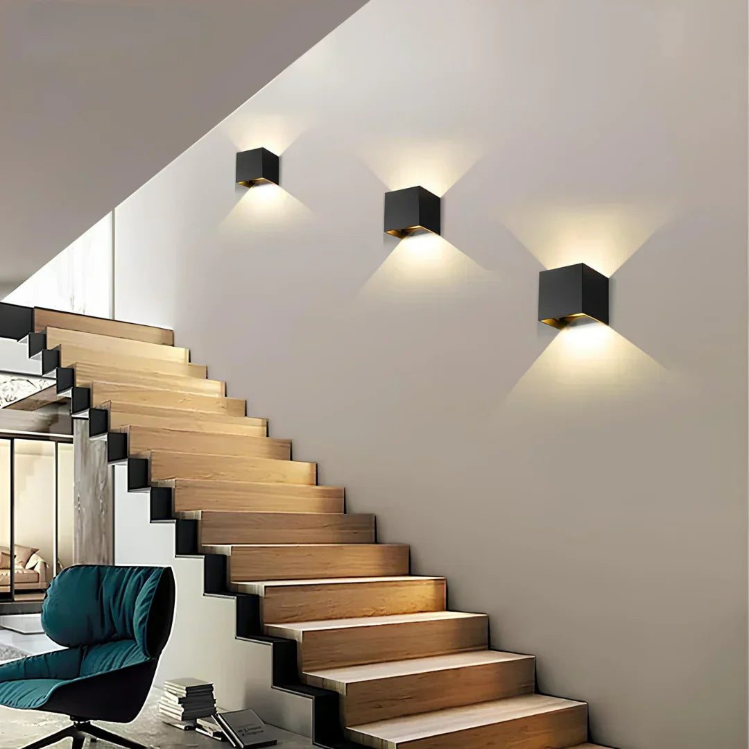 Luxe Motion Sensor Wall Light Warm LED 2700K