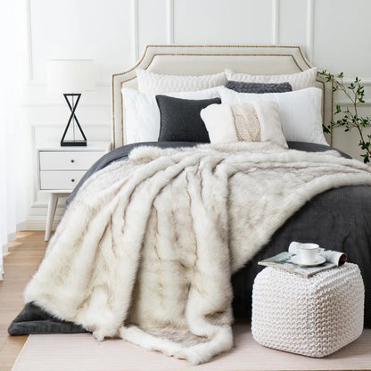 Luxury Faux Fox Fur Throw Blanket with Ultra Soft Plush Feel and Elegant Home Decor Design