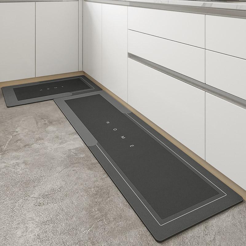 Microfiber Bath Mat with Quick-Drying Absorbent Design