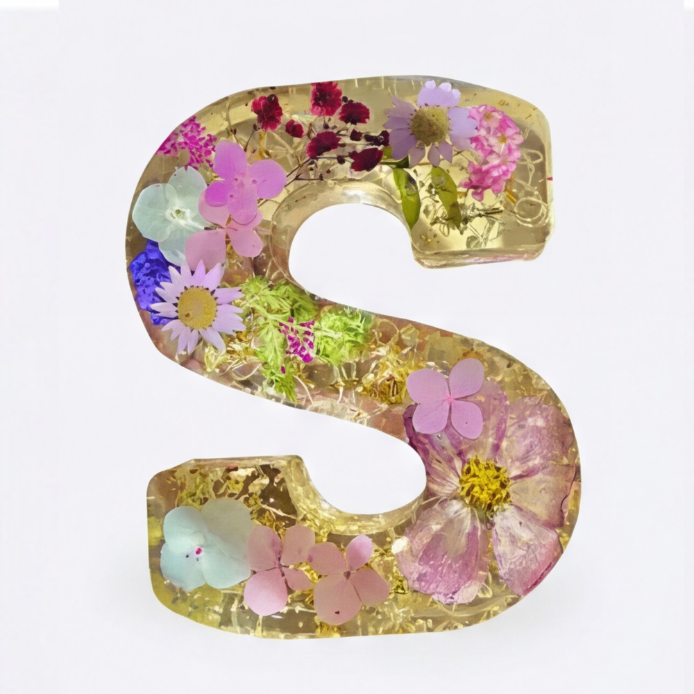 Personalised Floral Resin Letter Light with Real Dried Flowers and Warm LED