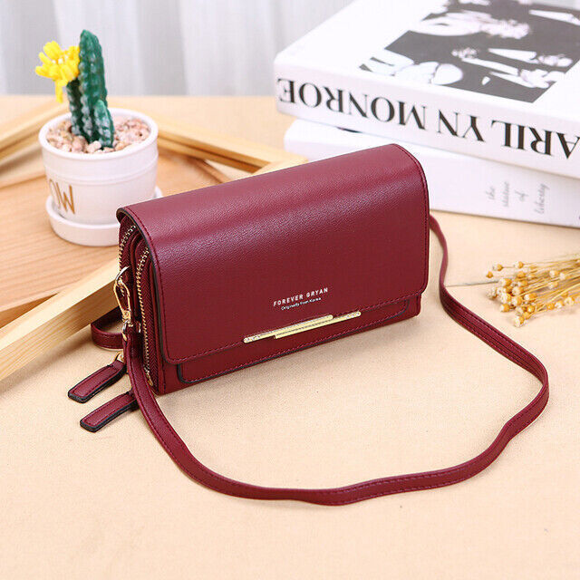 Premium Leather Crossbody Bag Elegant Shoulder Bag for Everyday and Special Occasions