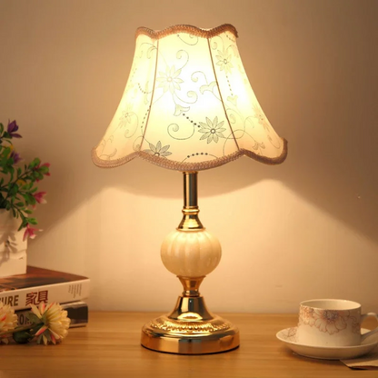 Quixy Vintage Scandinavian Table Lamp Modern Cozy Accent Light