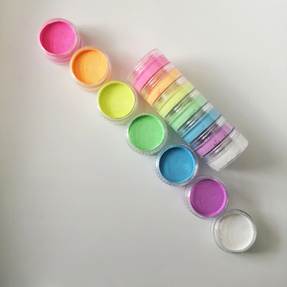 Kit de peinture corporelle arc-en-ciel bicolore pour des créations artistiques sur le visage