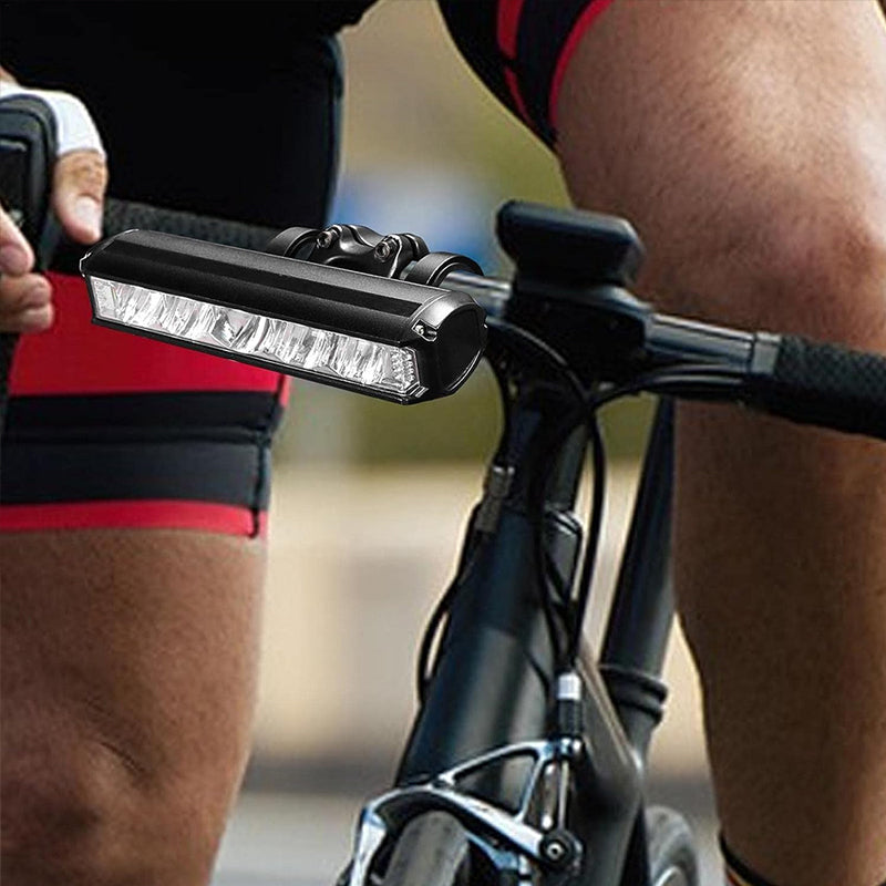 Rechargeable 900 Lumen LED Bike Light for Night Riding