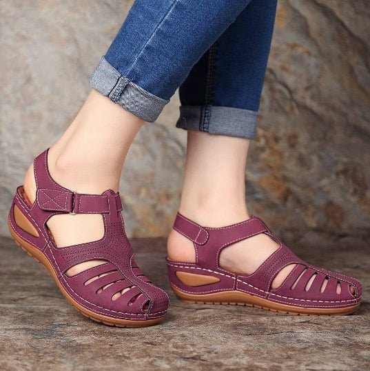 Retro Leather Orthopaedic Sandals with Adjustable Toe Support