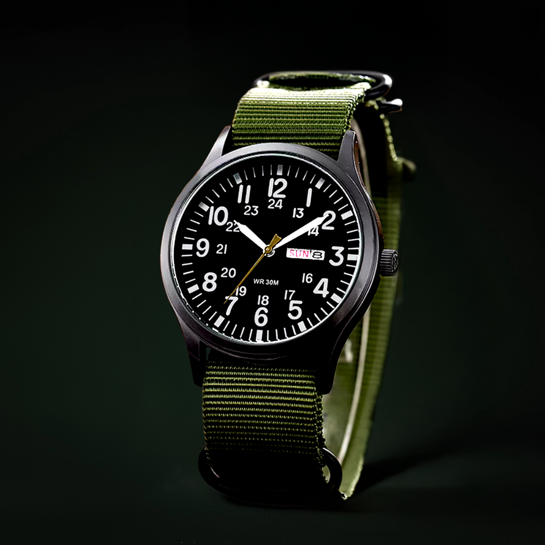 Rugged Outdoor Men’s Watch with Waterproof Stainless Steel Design