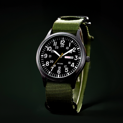 Rugged Outdoor Men’s Watch with Waterproof Stainless Steel Design