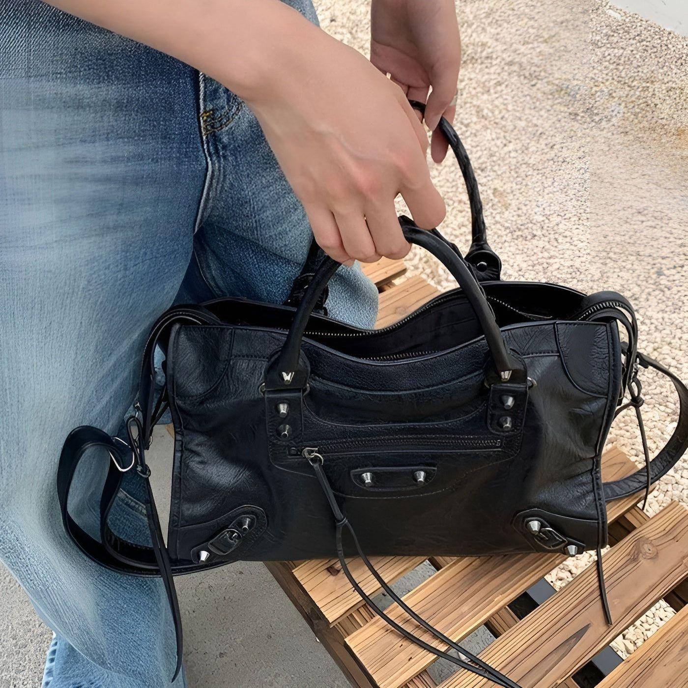 Salome Large Capacity Shoulder Handbag Elegant Everyday Tote