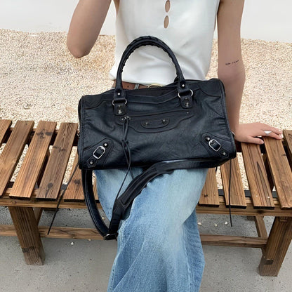 Salome Large Capacity Shoulder Handbag Elegant Everyday Tote