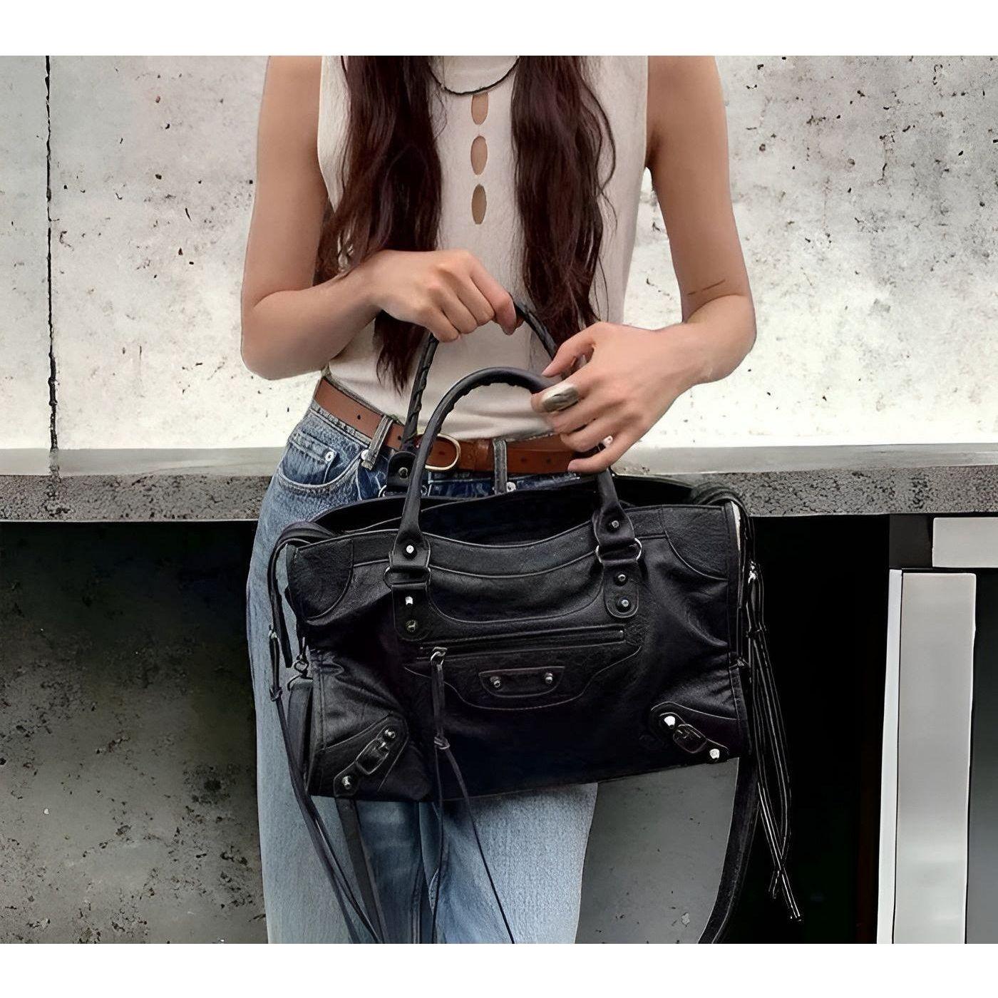 Salome Large Capacity Shoulder Handbag Elegant Everyday Tote