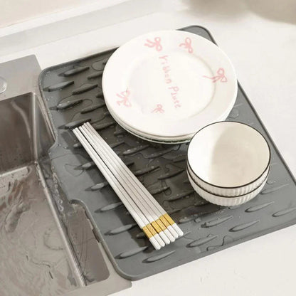 Silicool Silicone Drying Mat Water Draining Heat Resistant Kitchen Mat