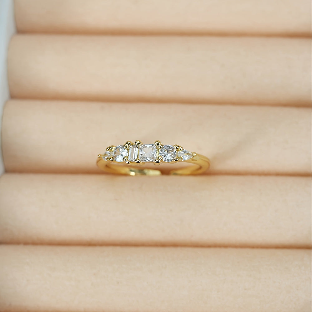 Women’s Gold Stackable Rhinestone Boho Ring Set
