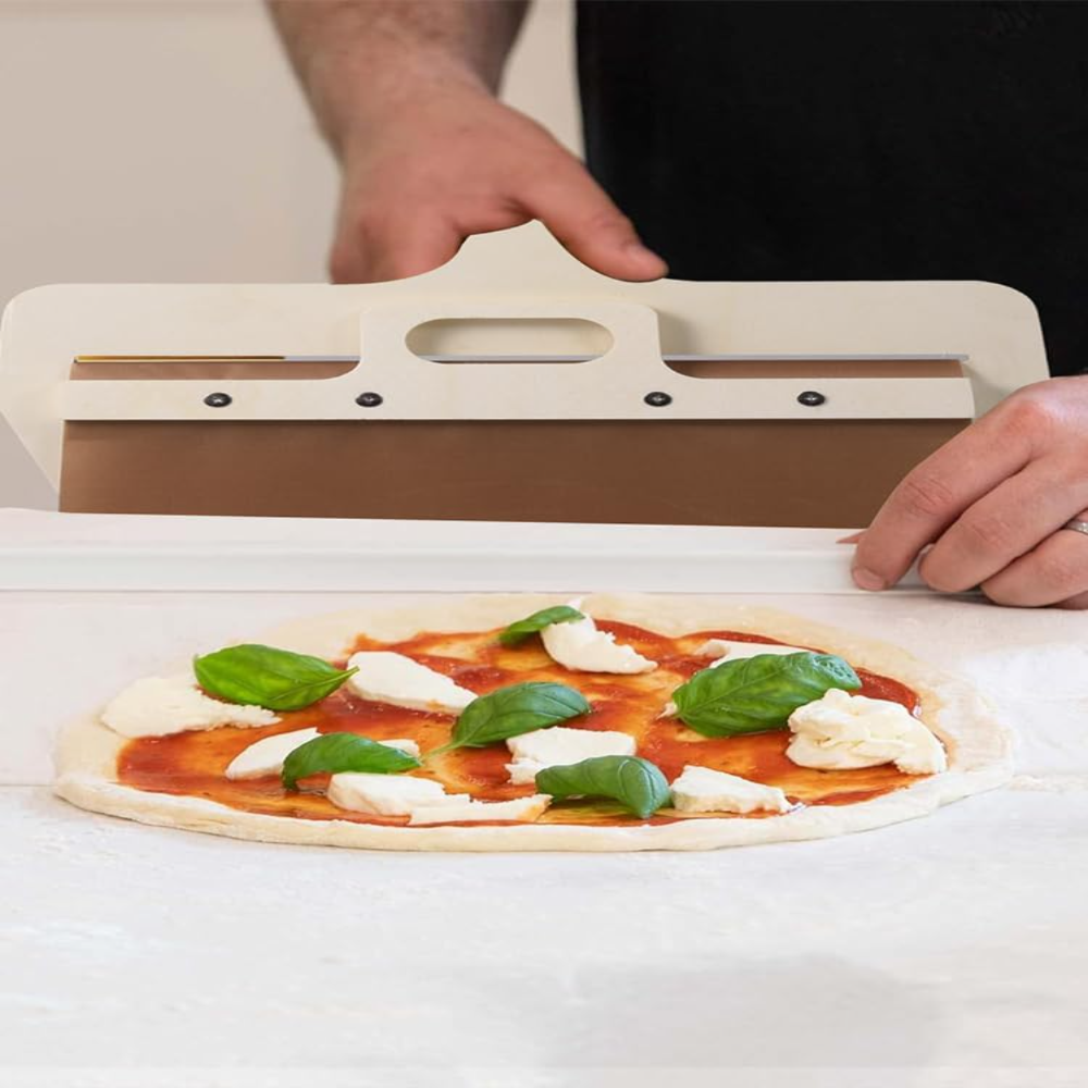 Wooden Pizza Peel with Sliding Lock Mechanism – Non-Stick Pizza Serving Shovel